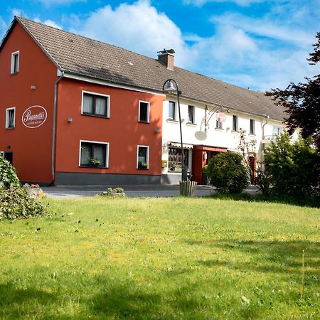 Landgasthof Zur Erholung Breitscheid  Buitenkant foto