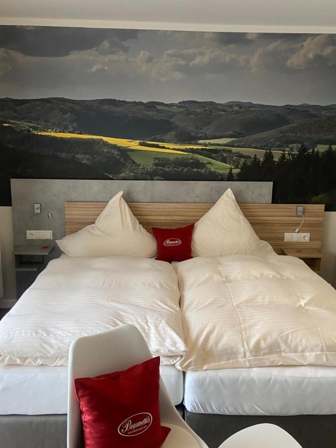Landgasthof Zur Erholung Breitscheid  Buitenkant foto