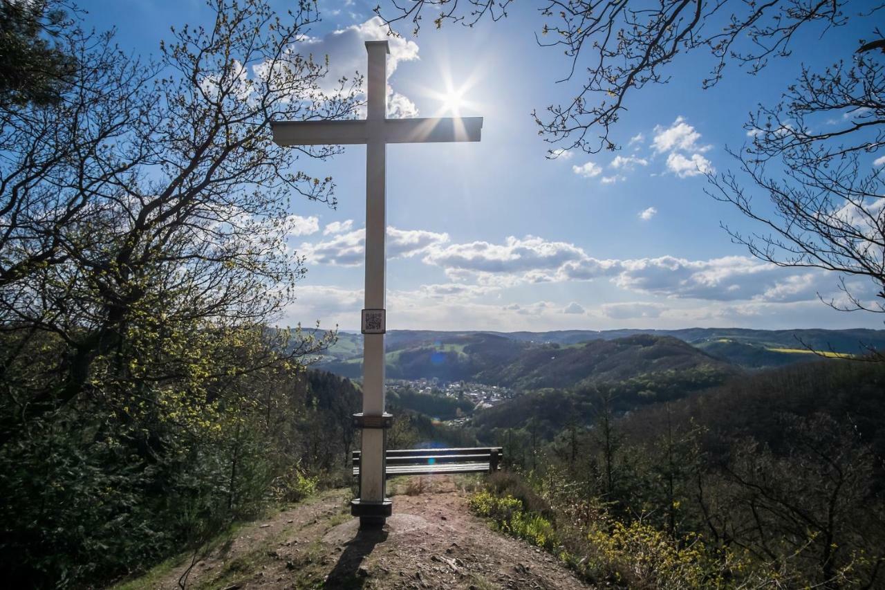 Landgasthof Zur Erholung Breitscheid  Buitenkant foto